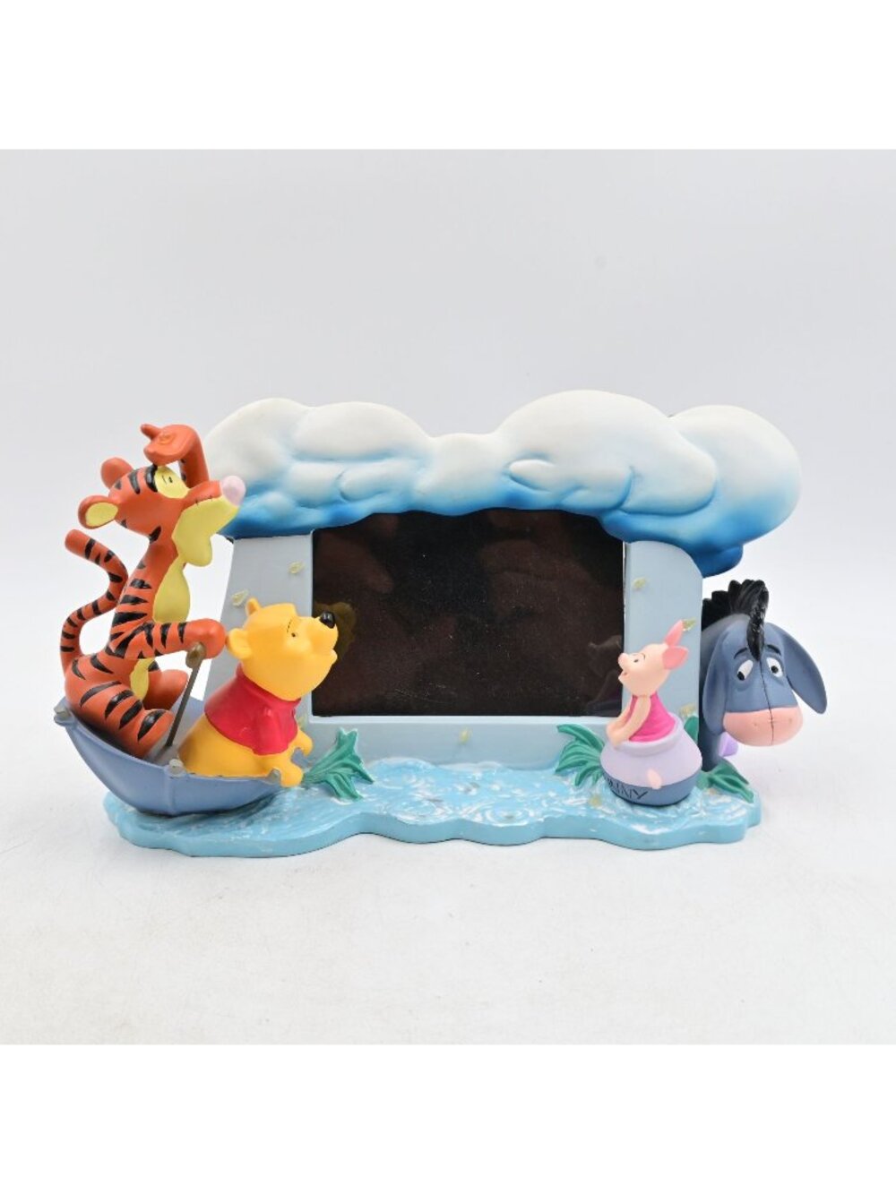 Disney Winnie The Pooh Resin Photo Frame Rain Storm Tigger Piglet Eeyore 3D